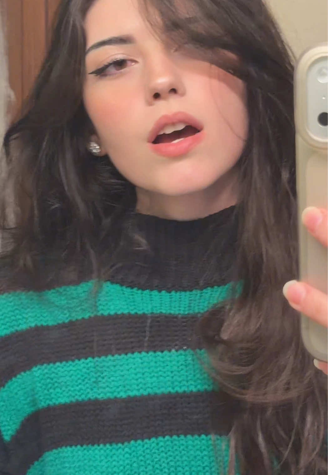 @VIOLET