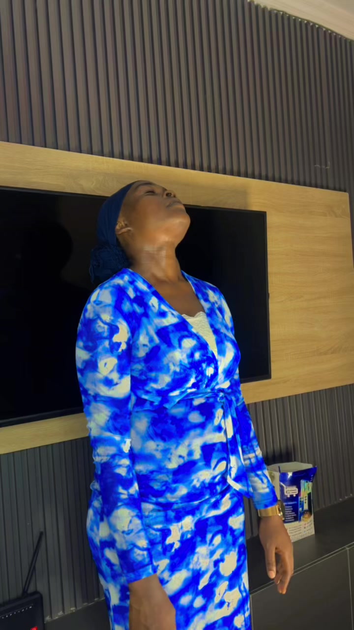 @Annienwamba