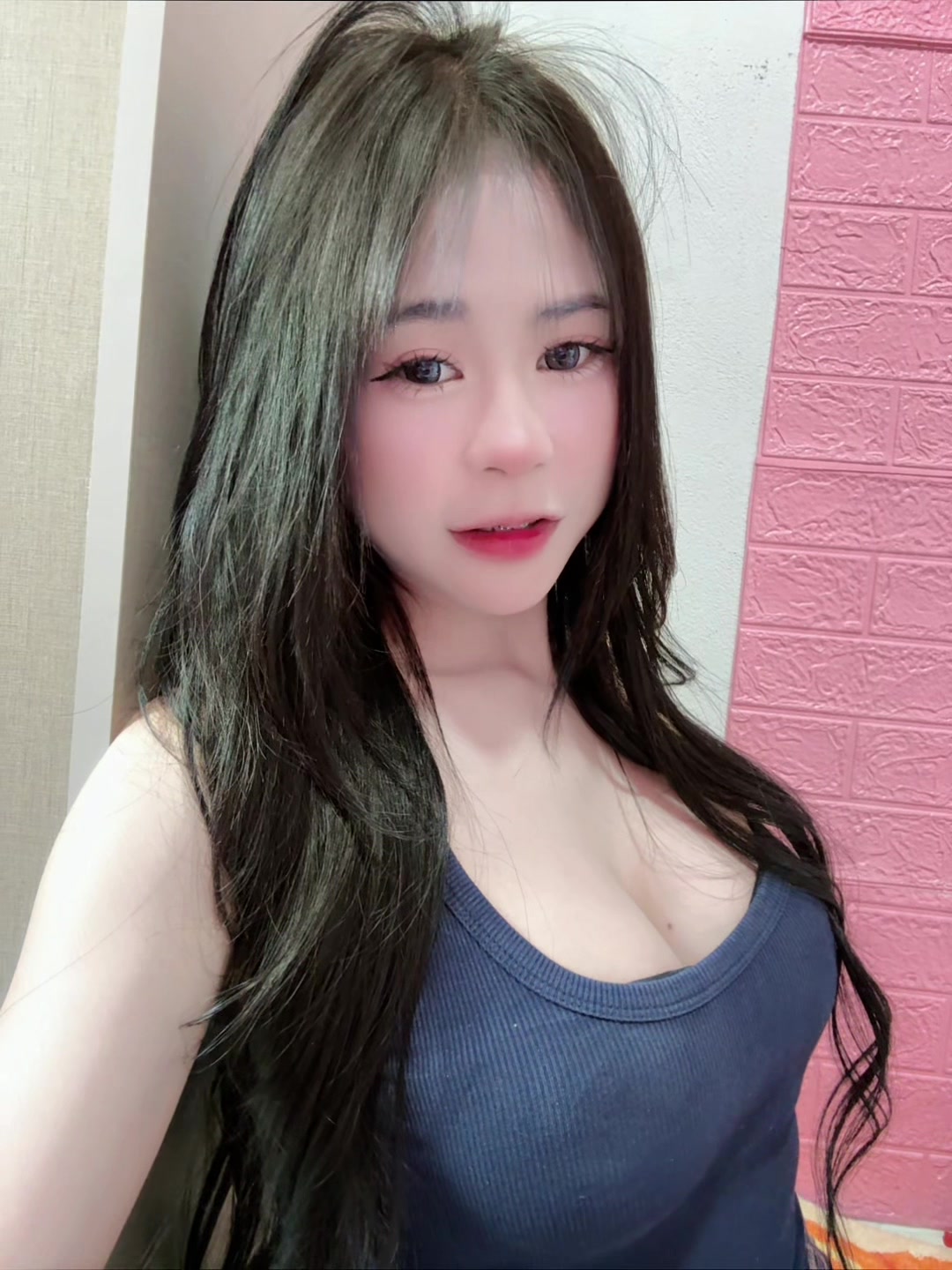 @ฝนชอบกินนม💞