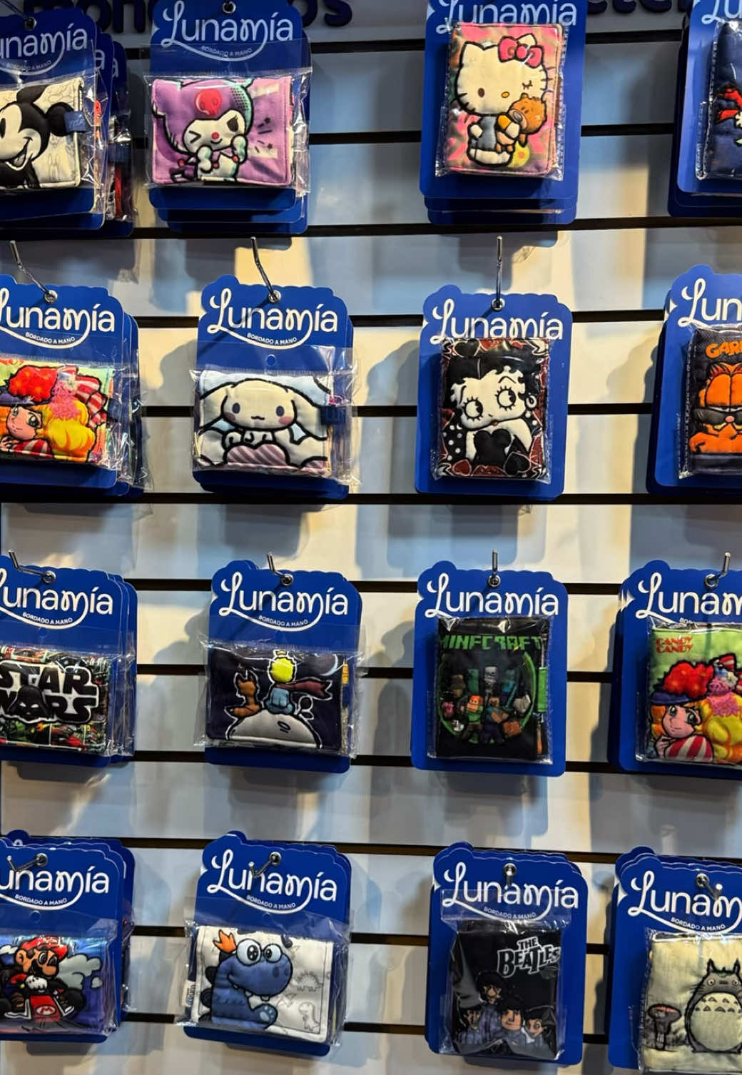 @LunaMía