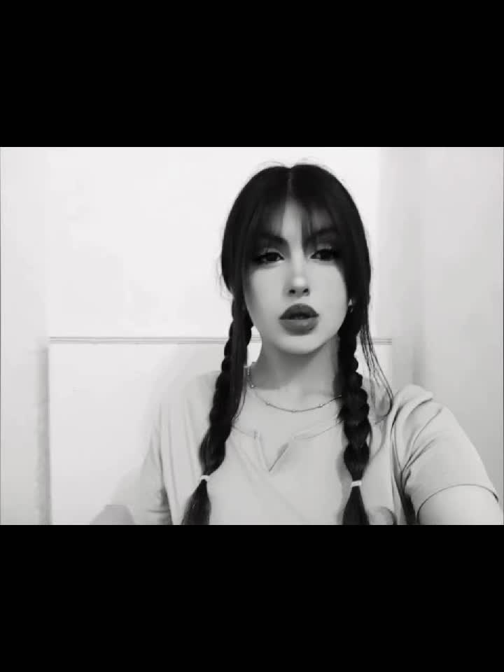 @selenaww