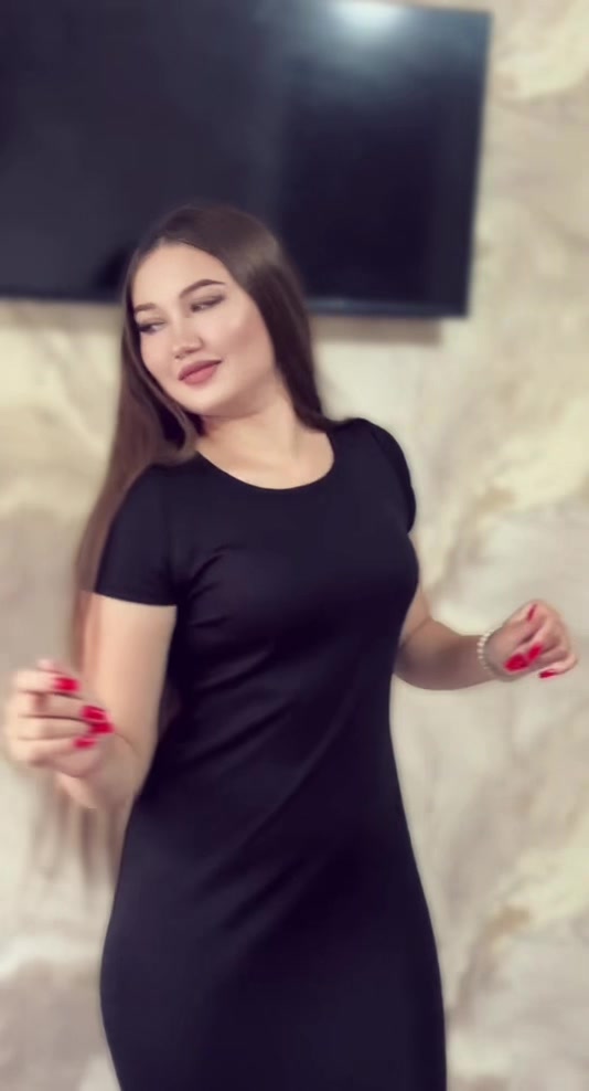 @👸🏻🖤