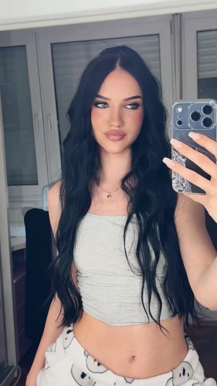 @𝓝