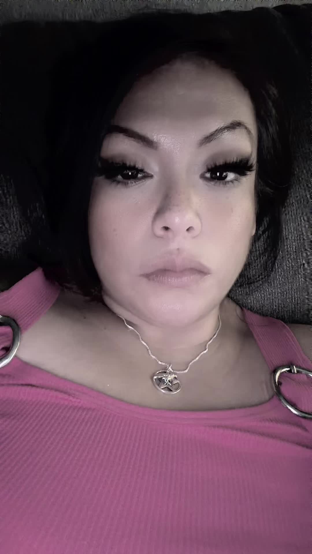 @𝔔𝔲𝔢𝔢𝔫𝔬𝔣𝔇𝔞𝔯𝔨𝔫𝔢𝔰𝔰