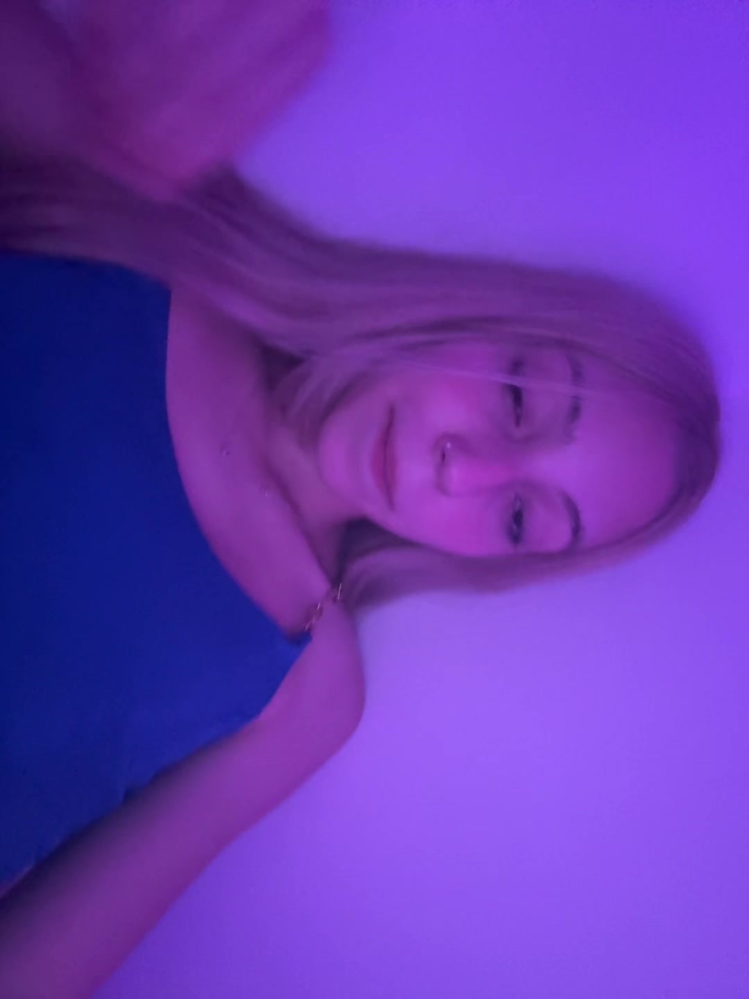 @Larinha 🐣