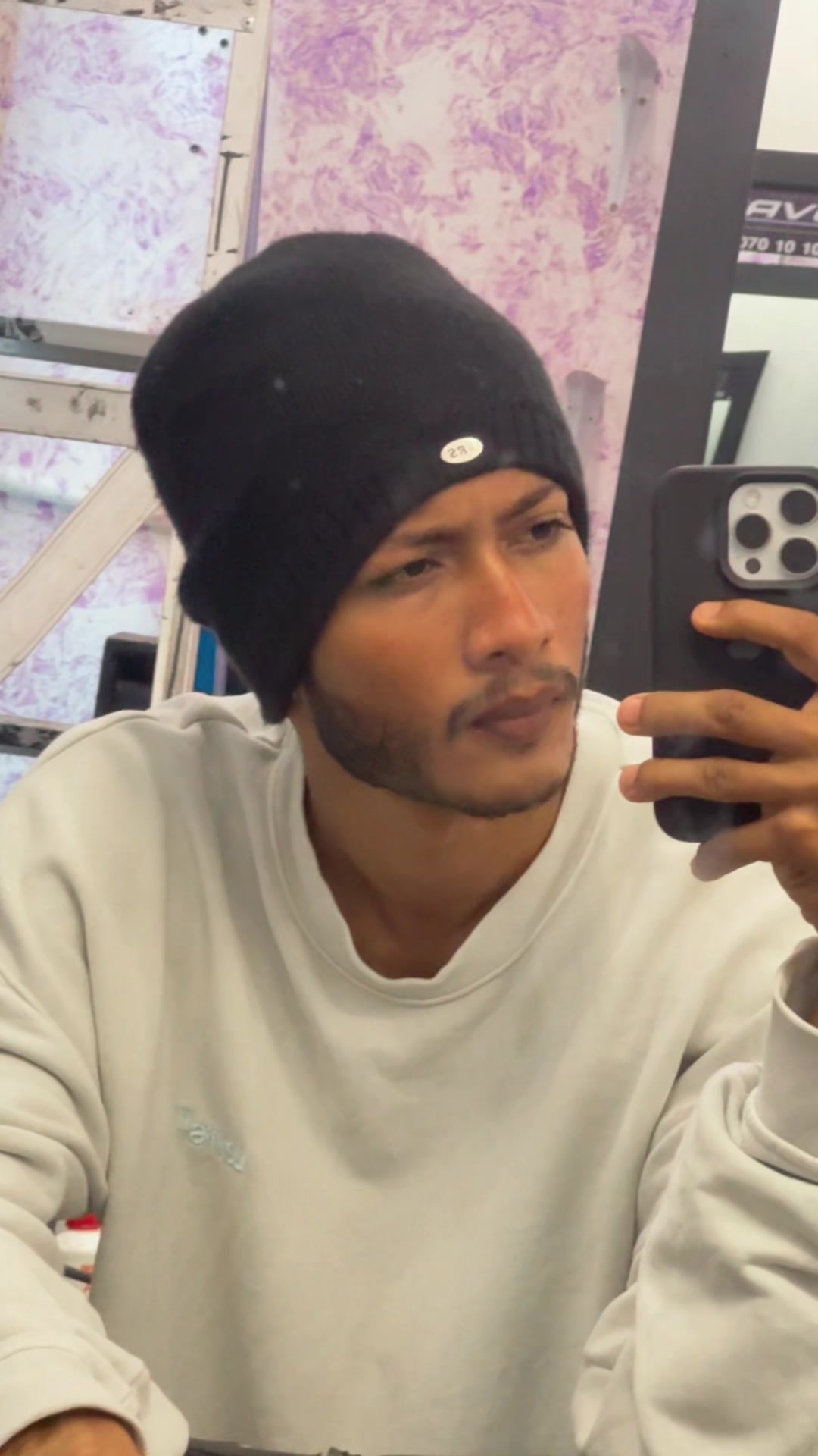 @Zan ᥫ᭡