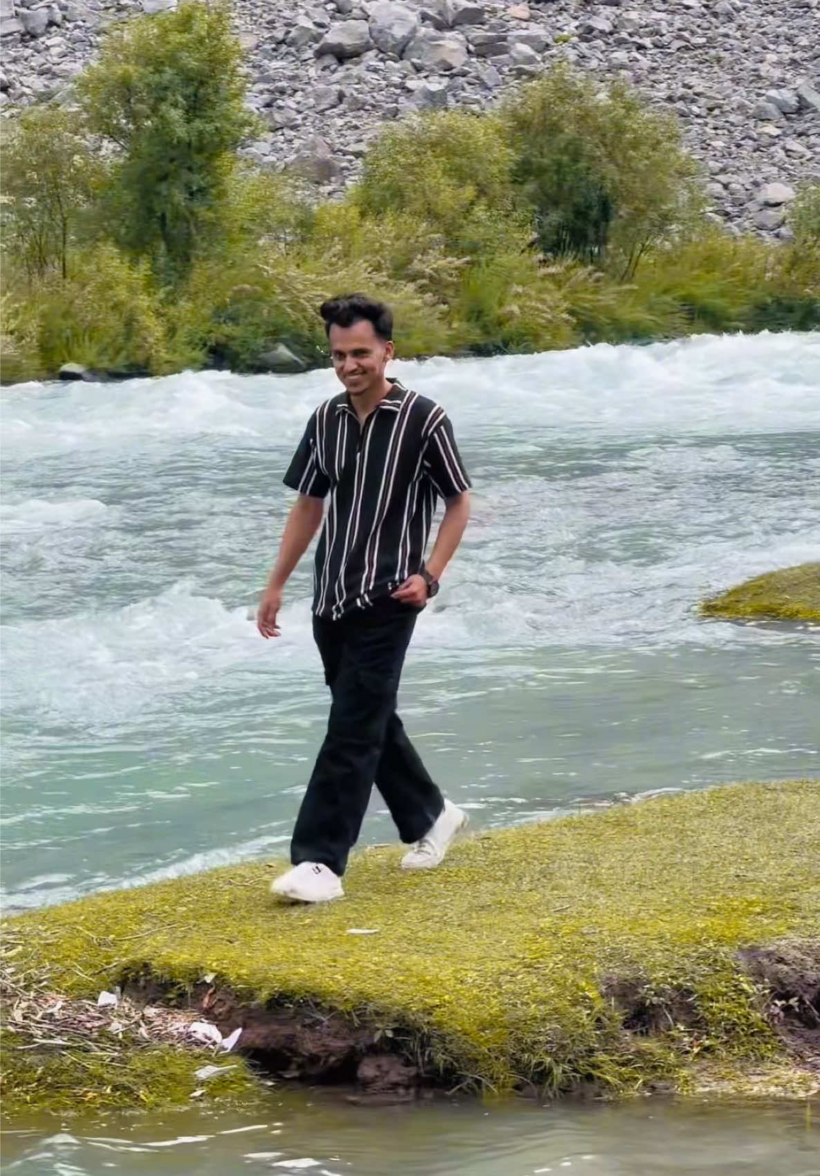 @Mr Sanoo سنی