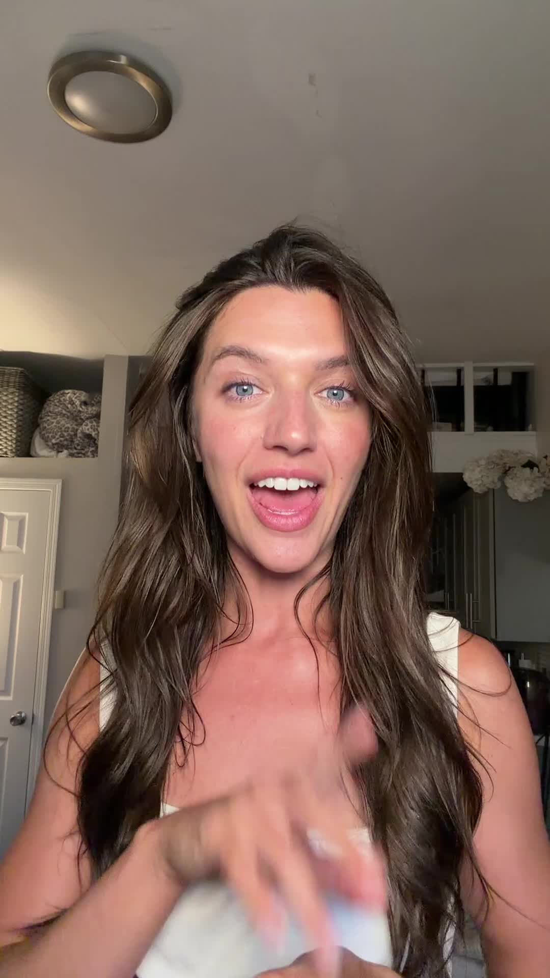 @CAROLINE KARWOSKI