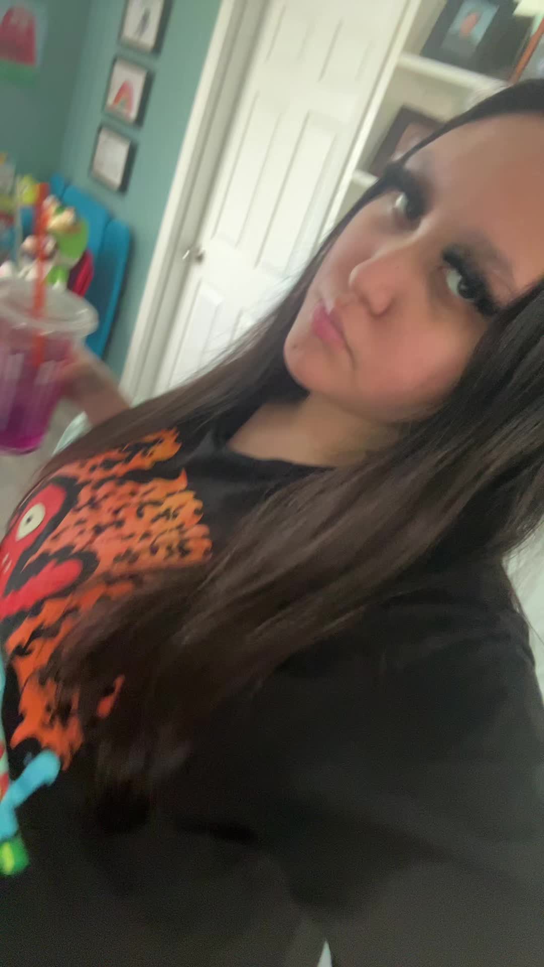 @-msSpotHaWeGottha!🧟&zwj;♀️