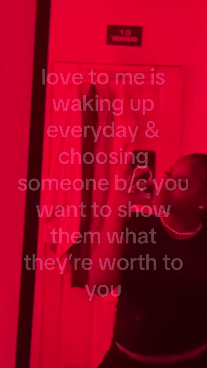 @im not real.