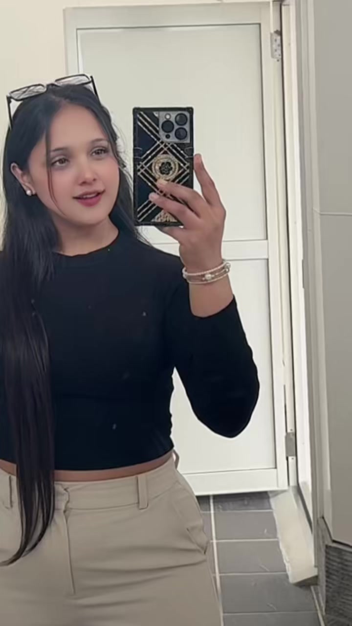 @Sanju❣️
