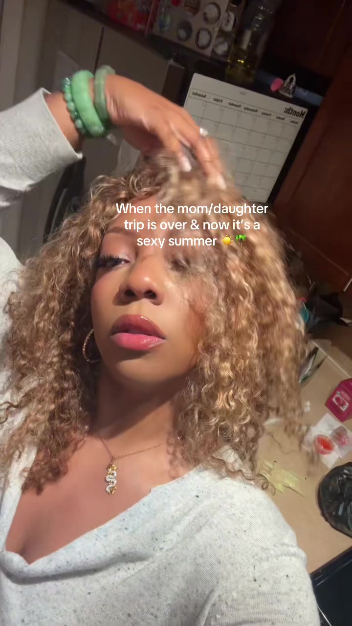 @A.R.