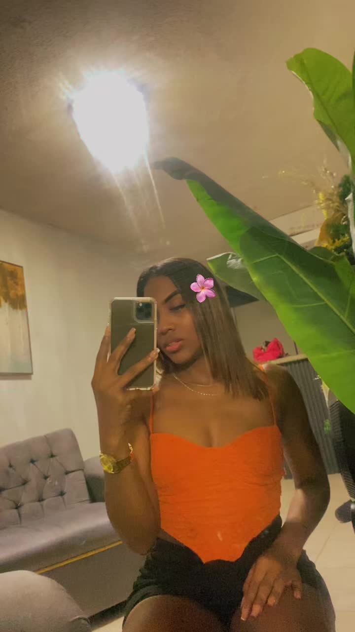 @Kennilashes