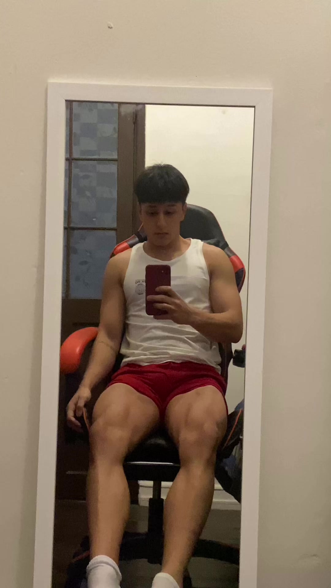 @Matías