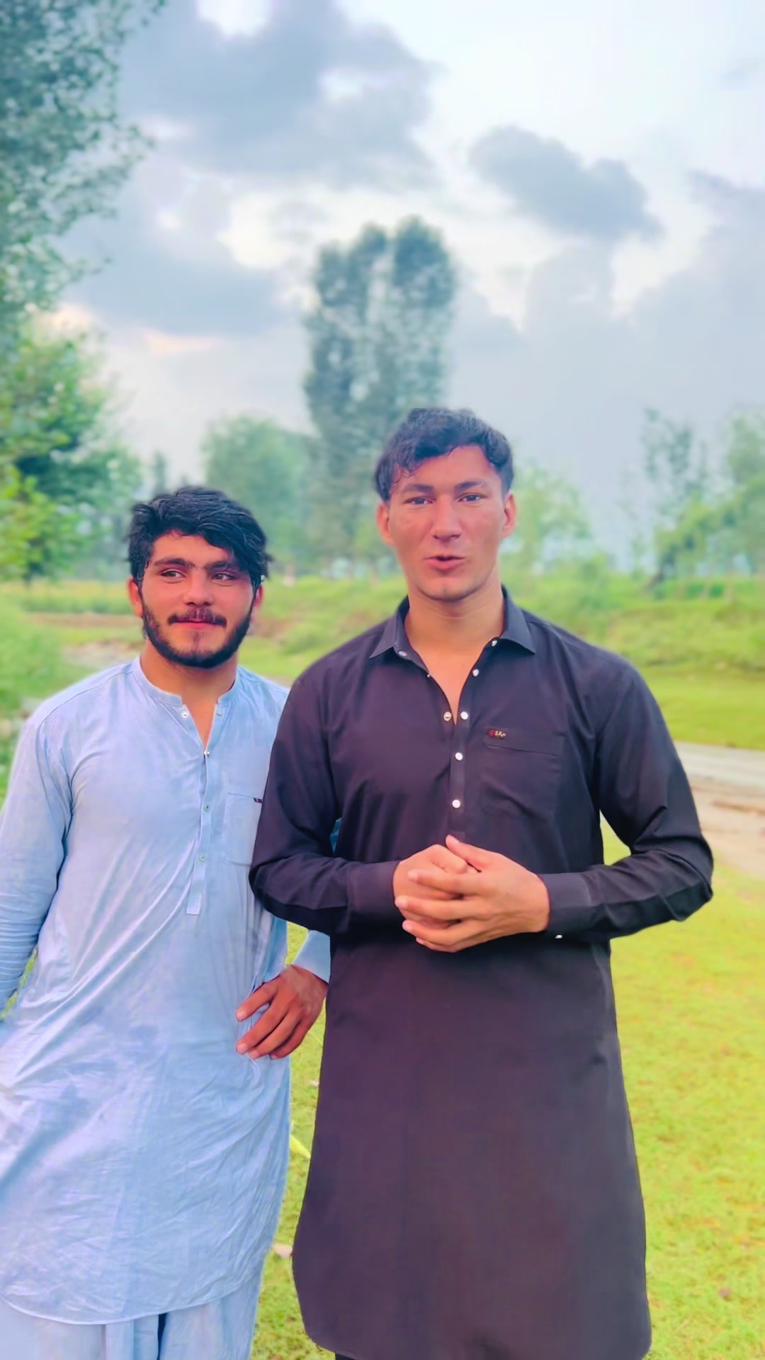 @WAQAS the wolf 😘🤭