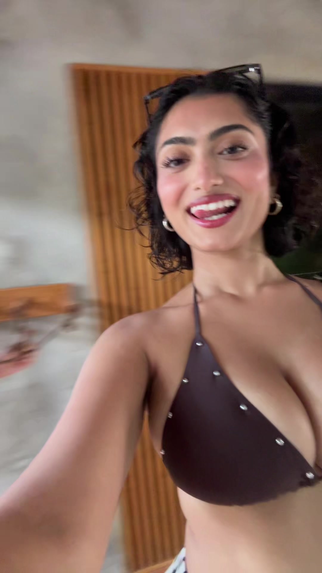@R