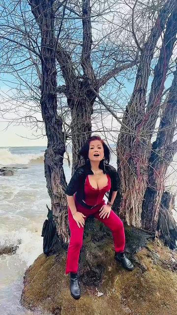 @Precilla01