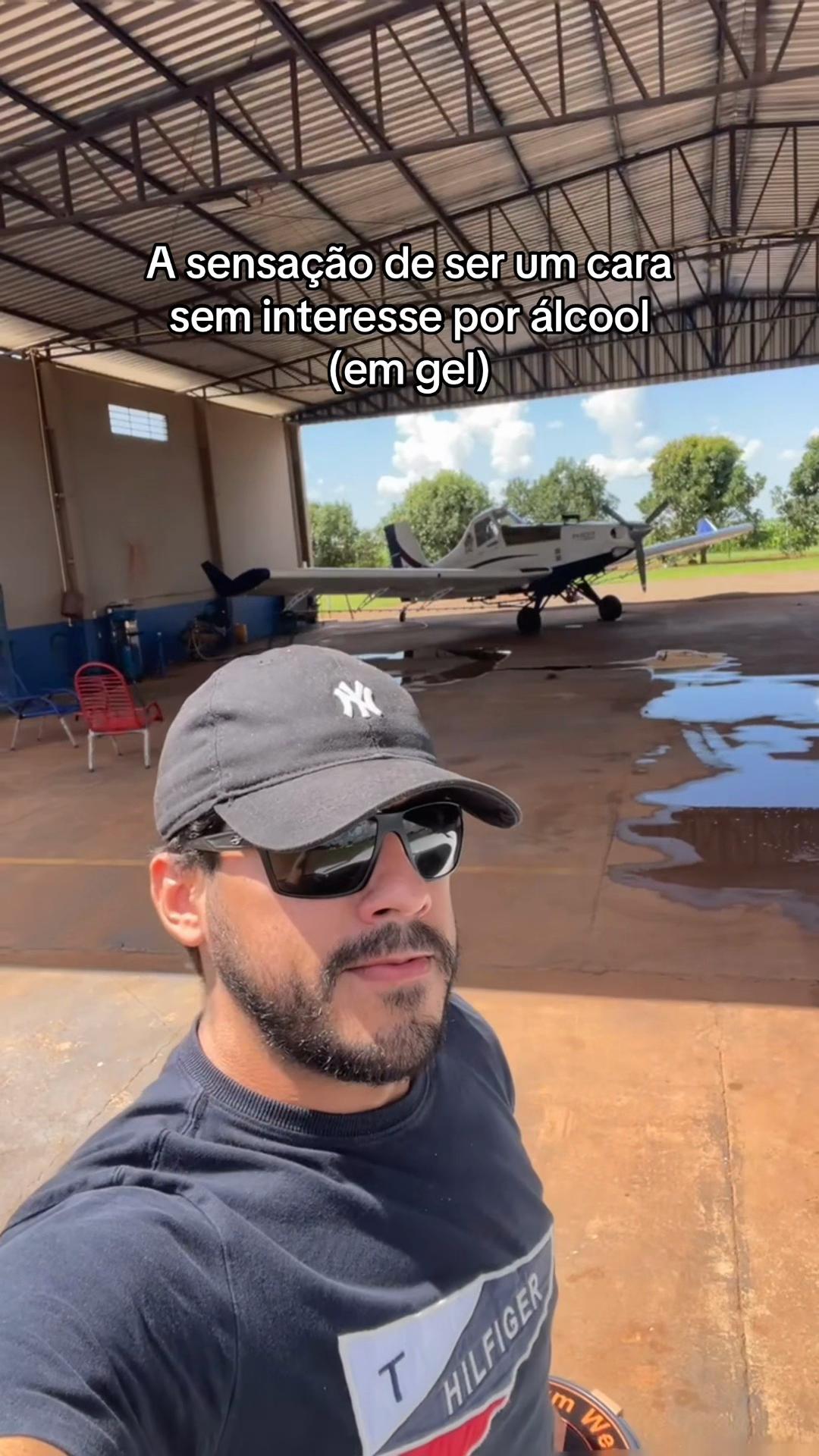 @Vitorino