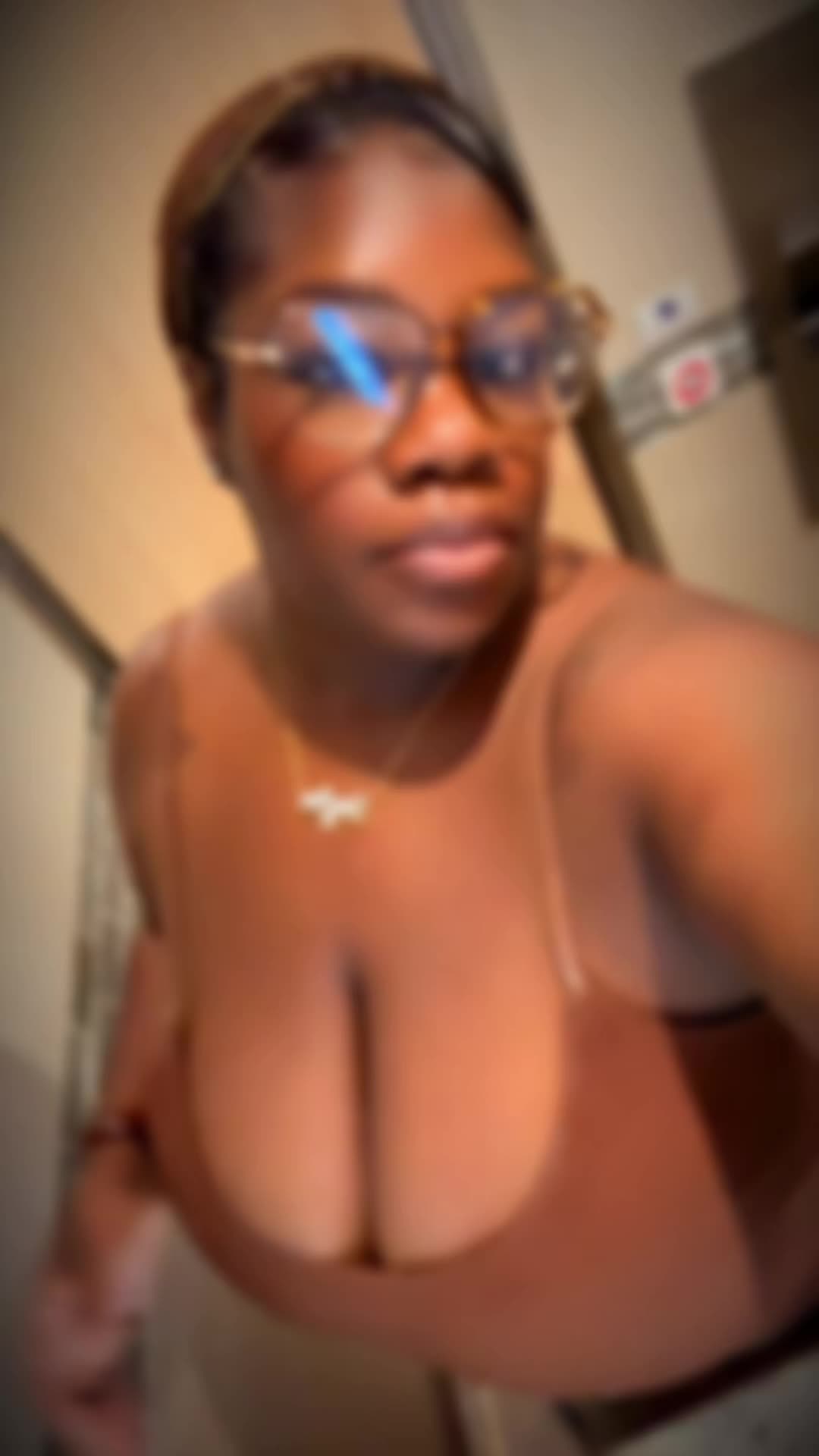 @Deebee