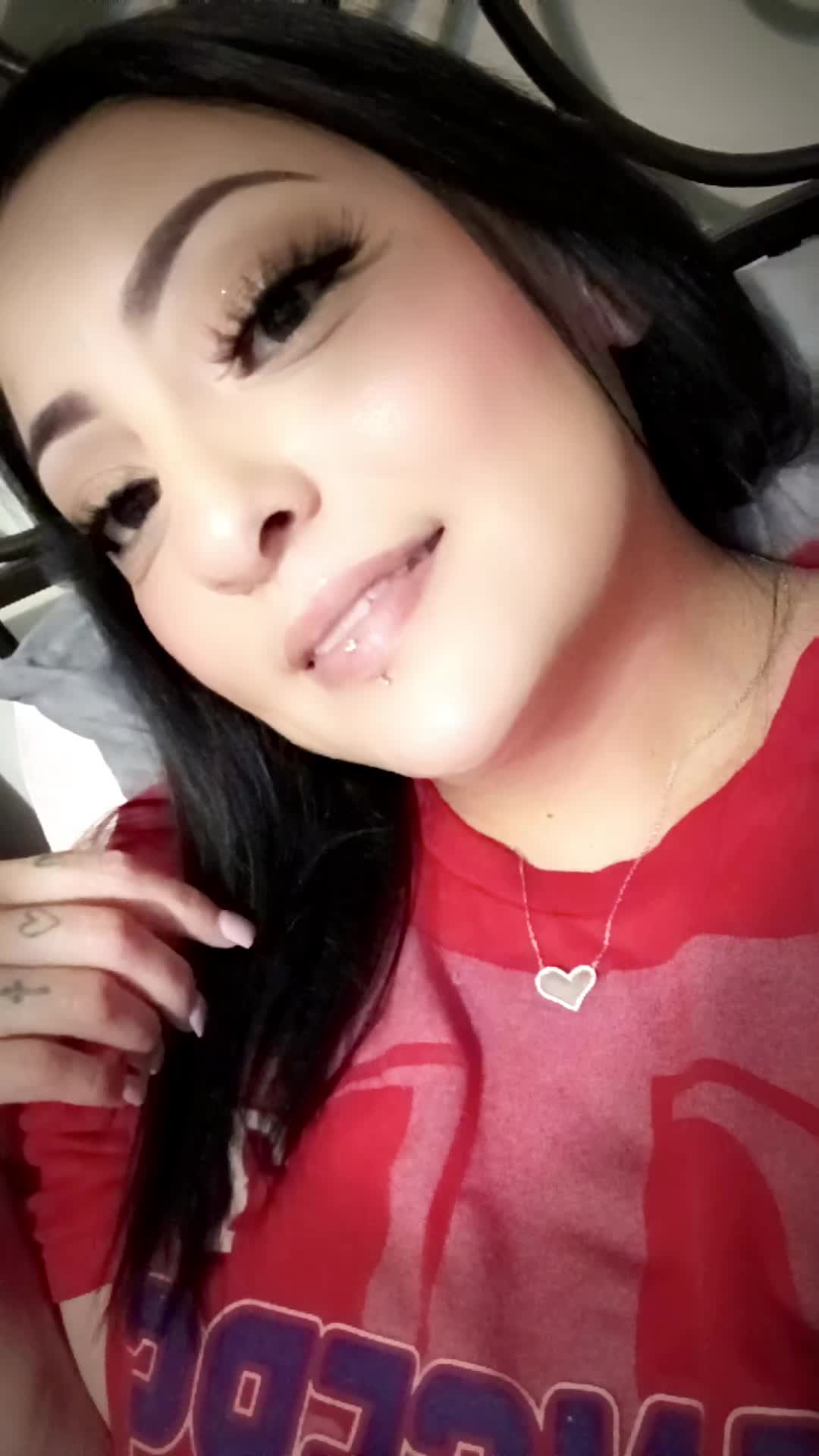 @Dee 💋💋💋💋