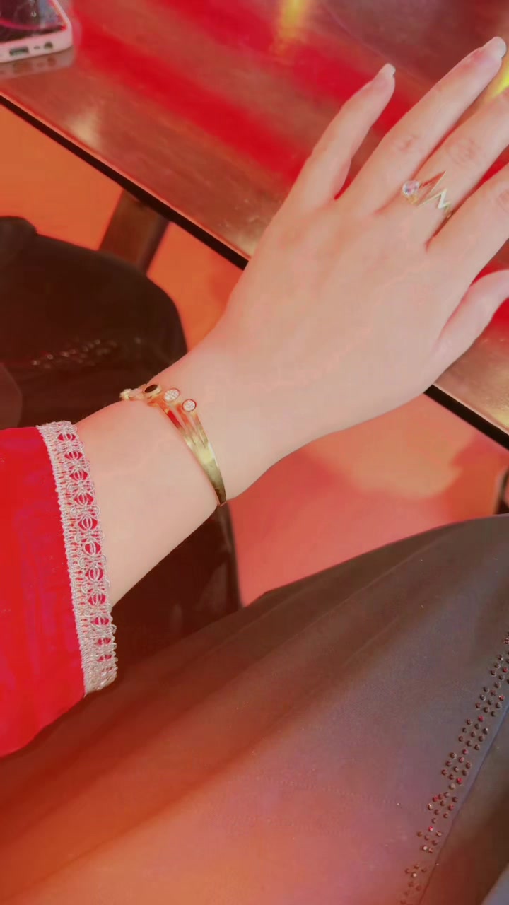 @Shobi832