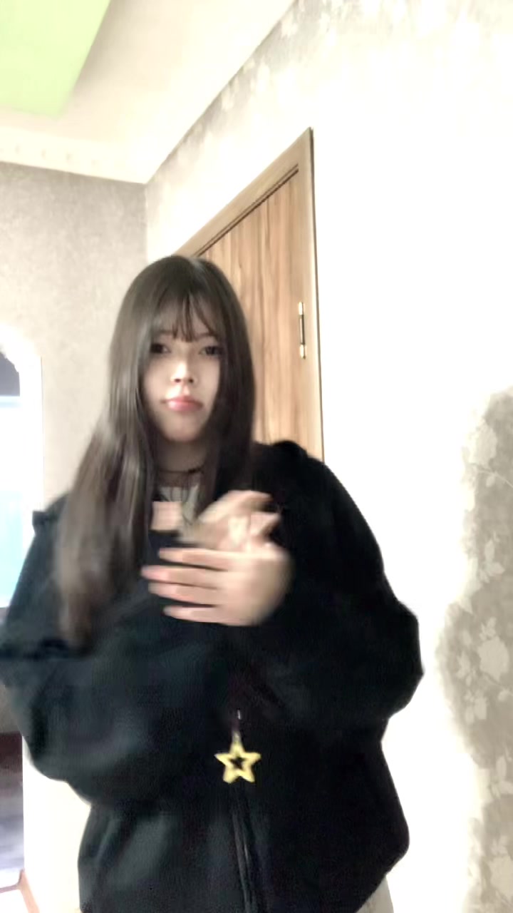 @aishuna 𖣂