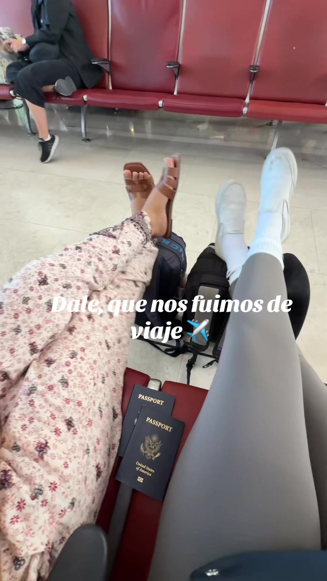 @laura_ari