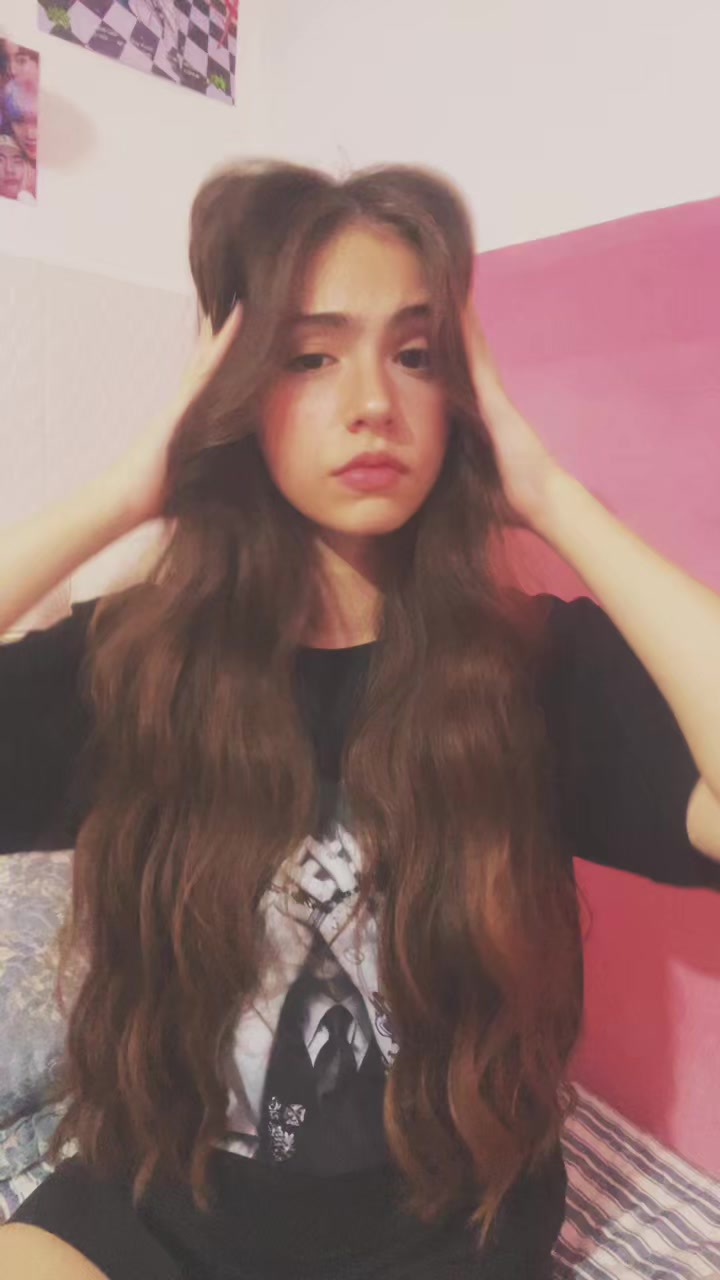 @samaragroeschel