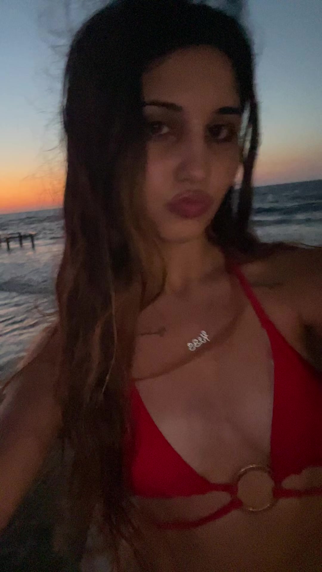 @bissaneiz