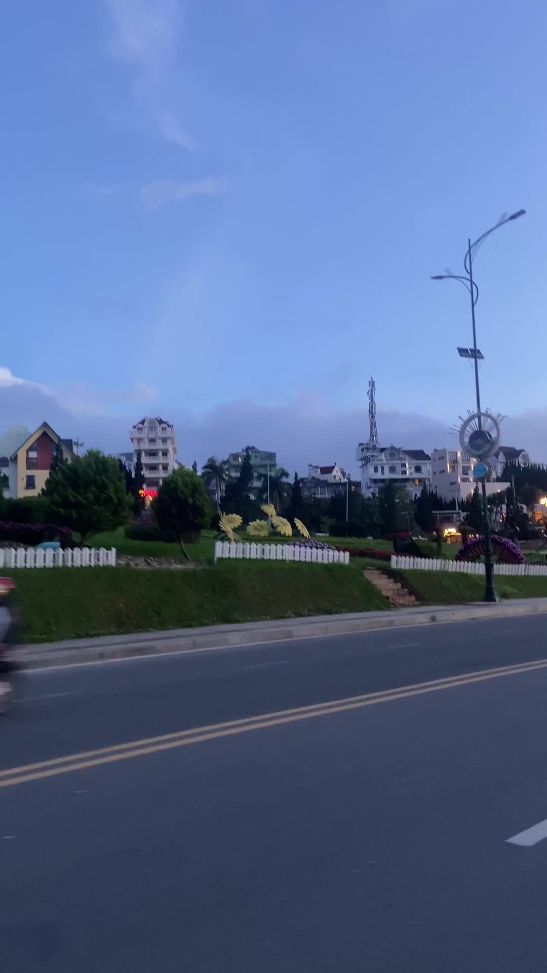 @Thi&ecirc;n Hoả