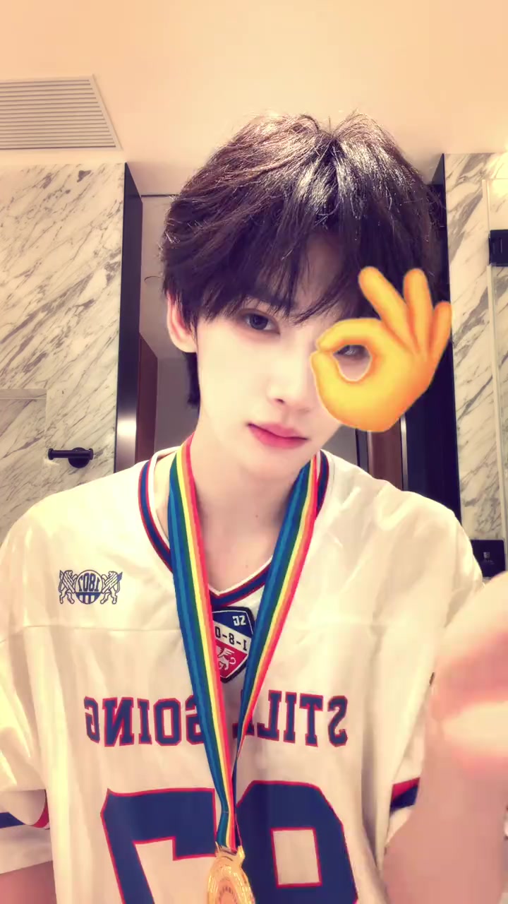 @👸👻Zuohang 💨🤴