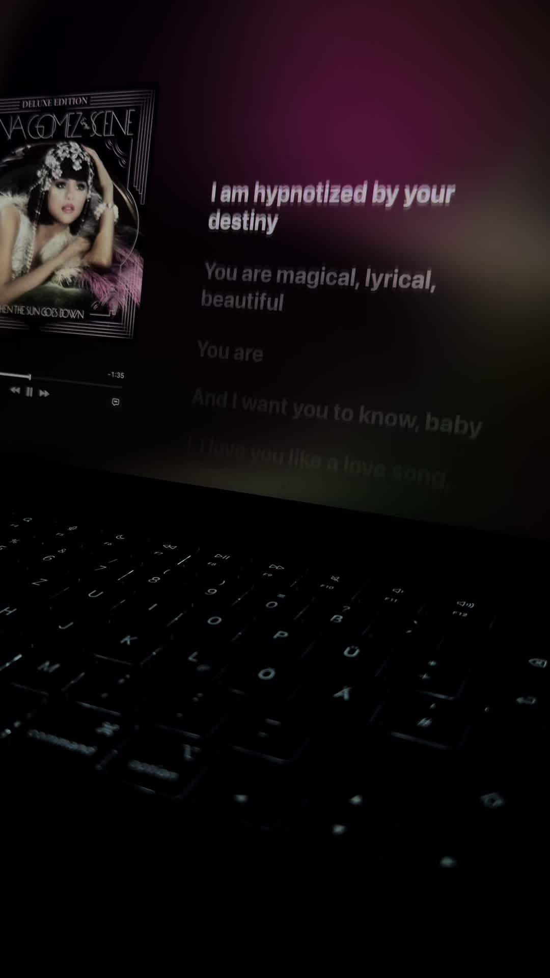 @𝐌𝐮𝐬𝐢𝐜𝐥𝐲𝐫𝐢𝐜𝐬