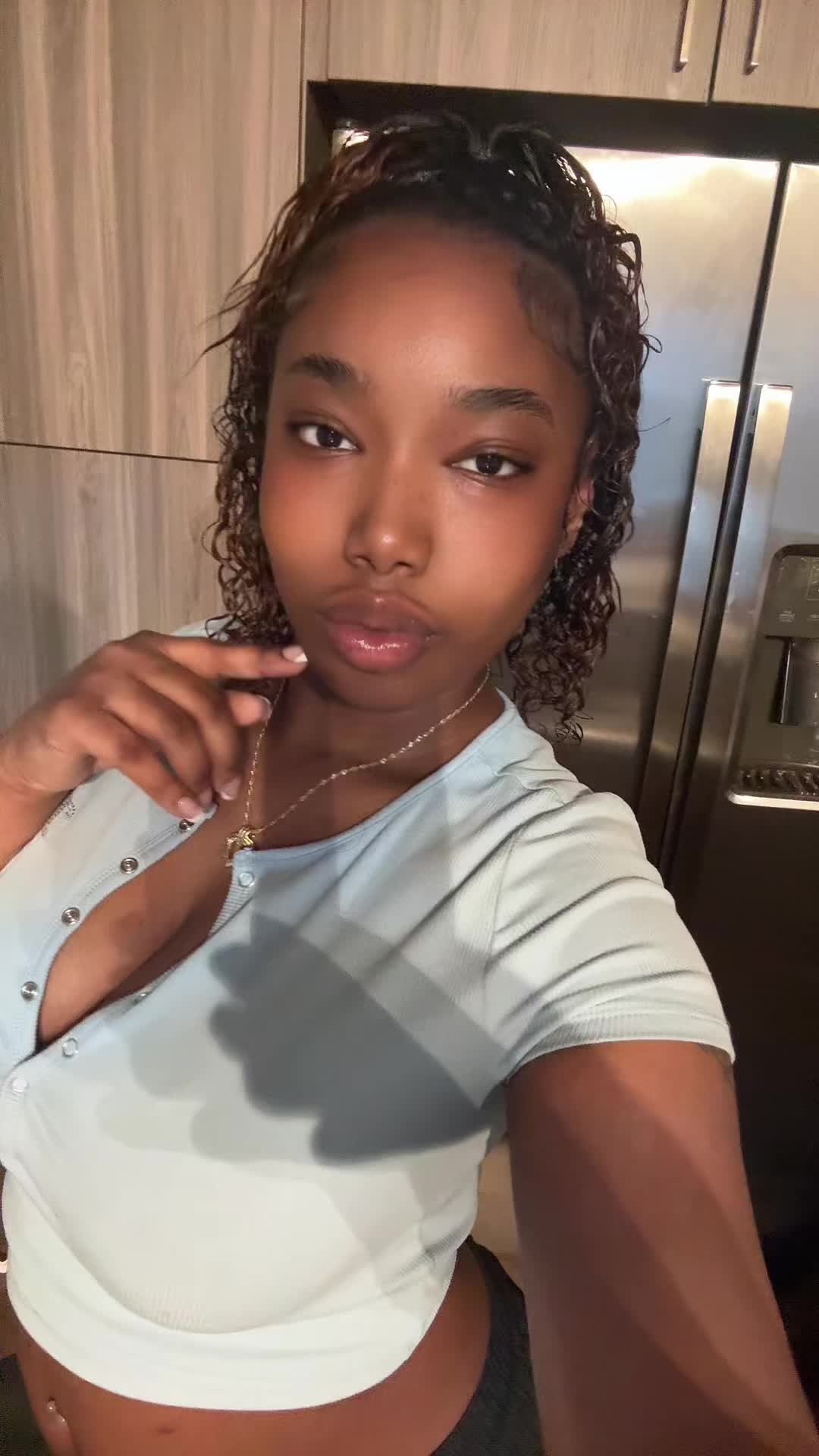 @twinvuzis