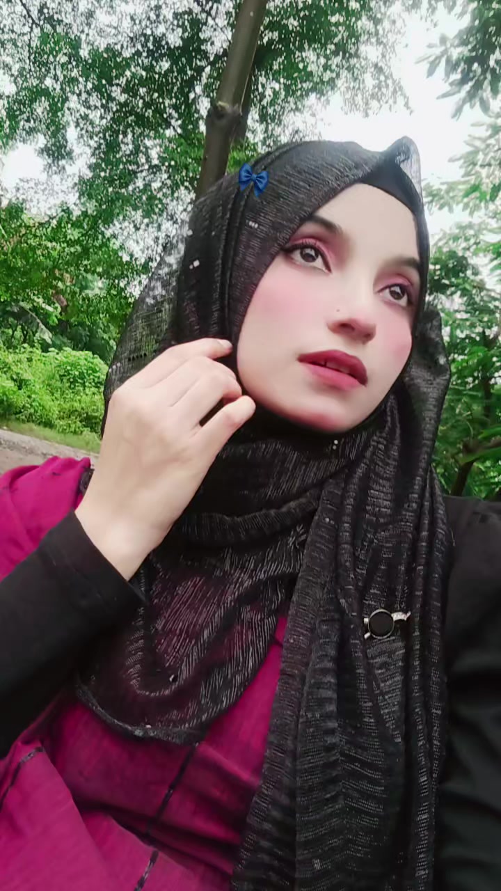 @- রহস্যময়ী