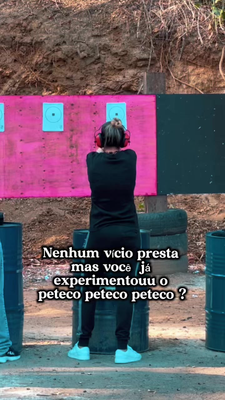 @Larissa Cardoso