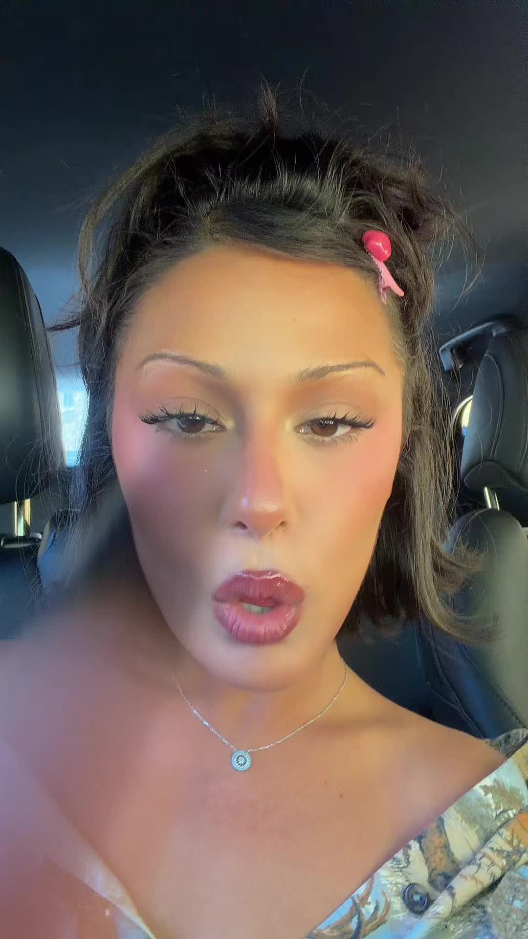 @shanaya