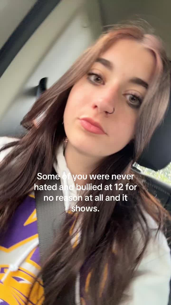 @<3