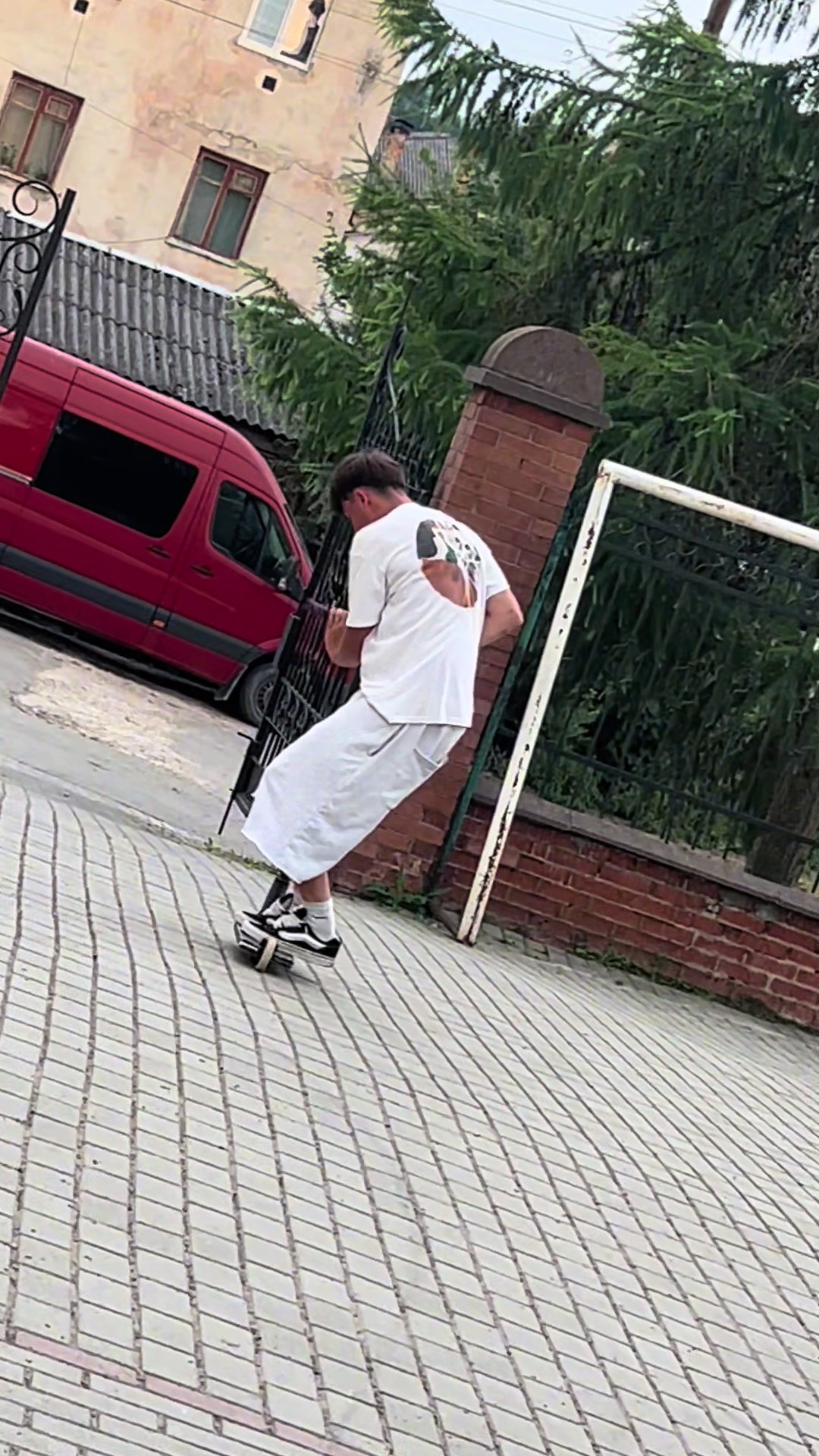 @Таракан