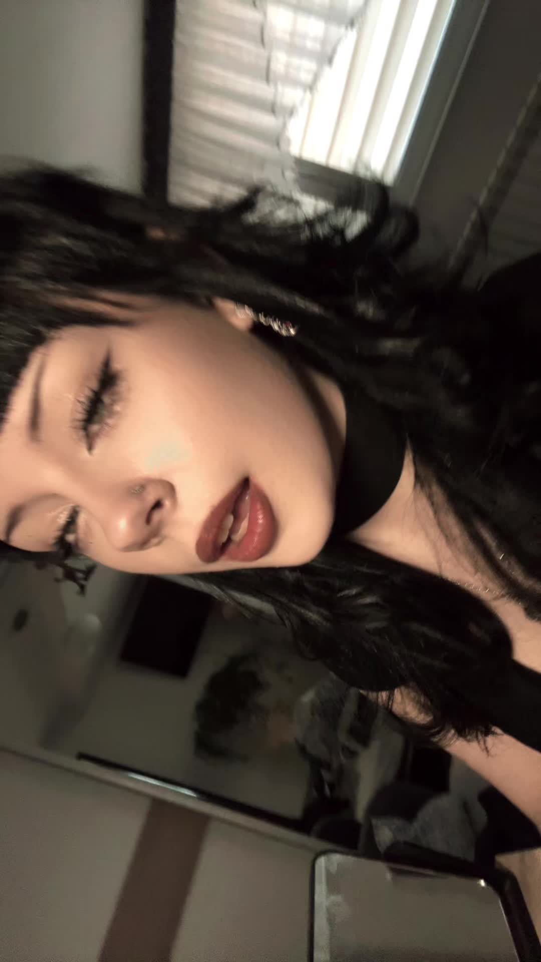 @⛧