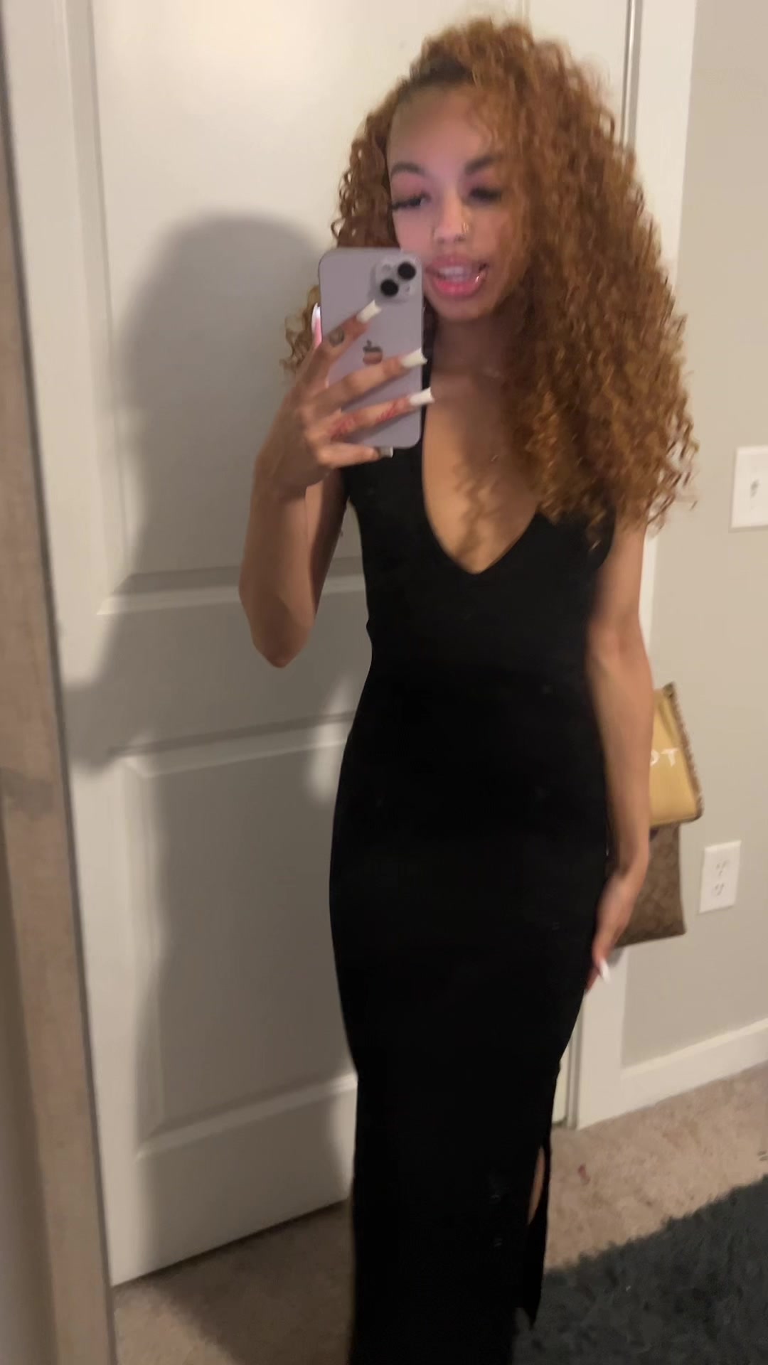 @Feen4._julia