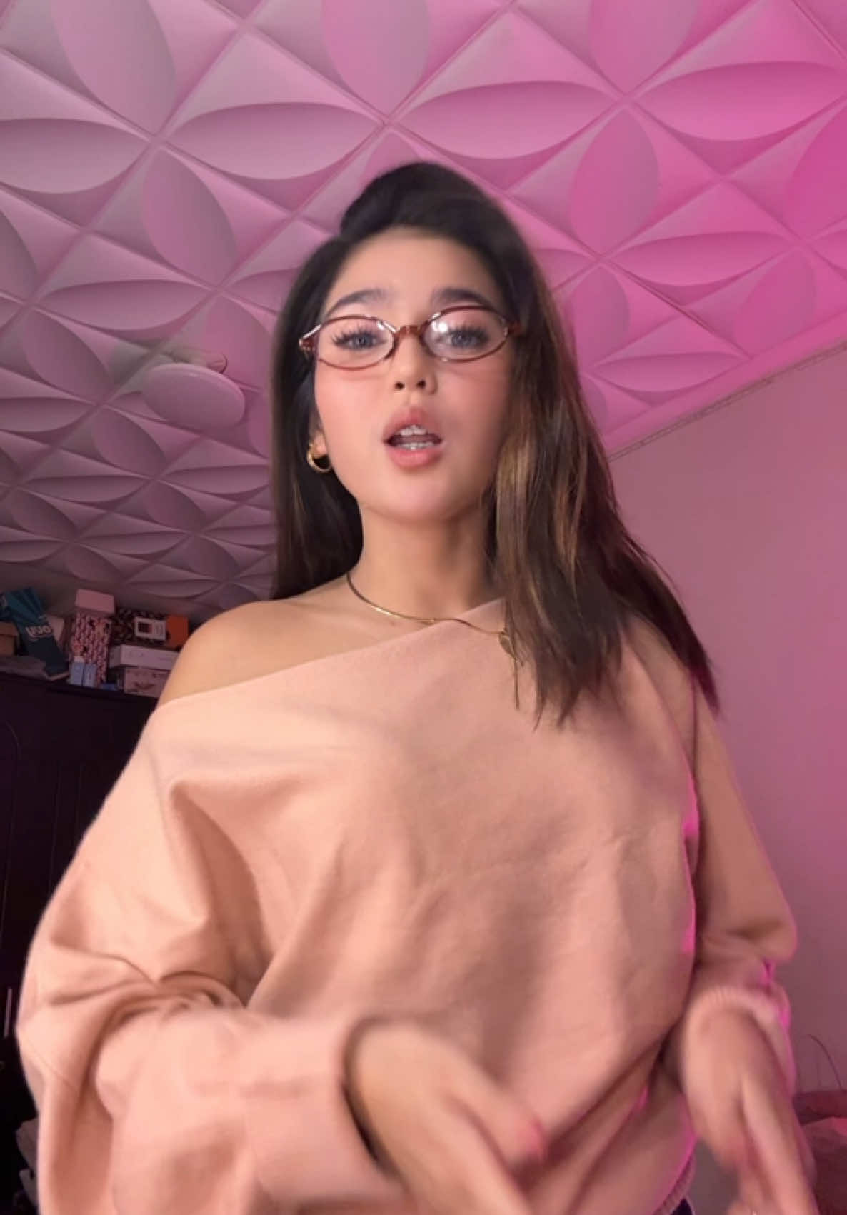 @️