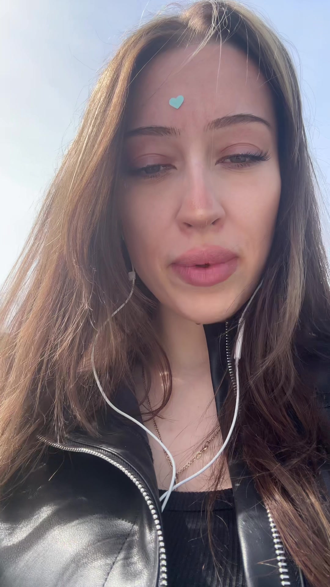 @hellcazlookneon