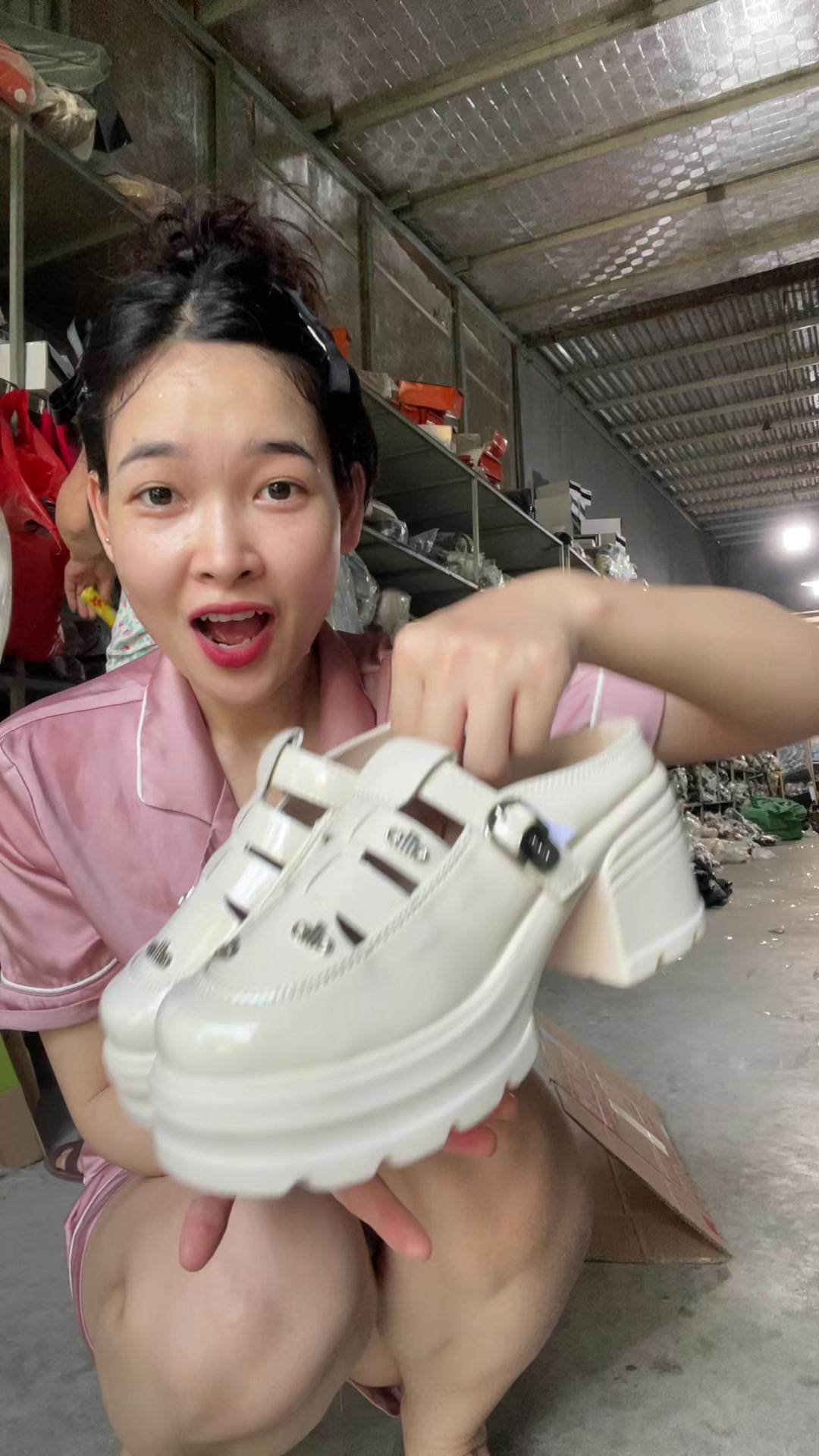 @HỒNG XIÊM