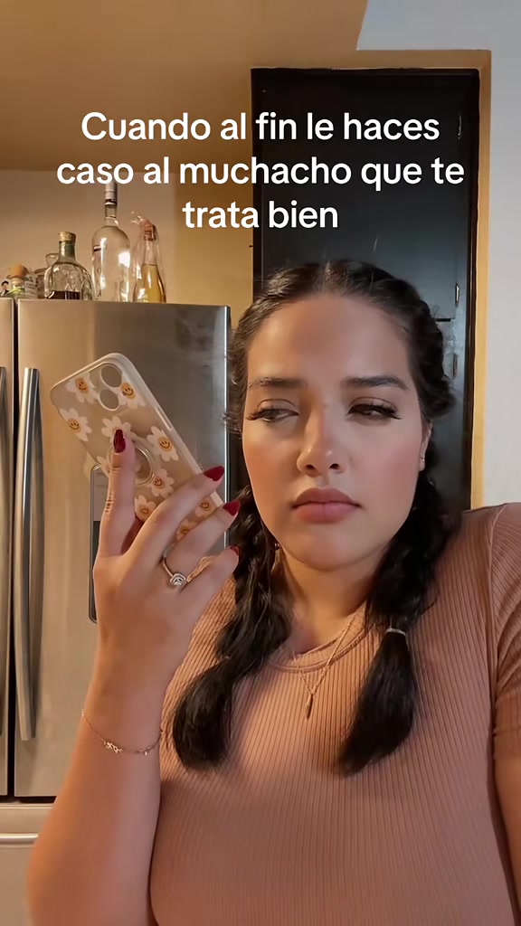 @heyclaribel