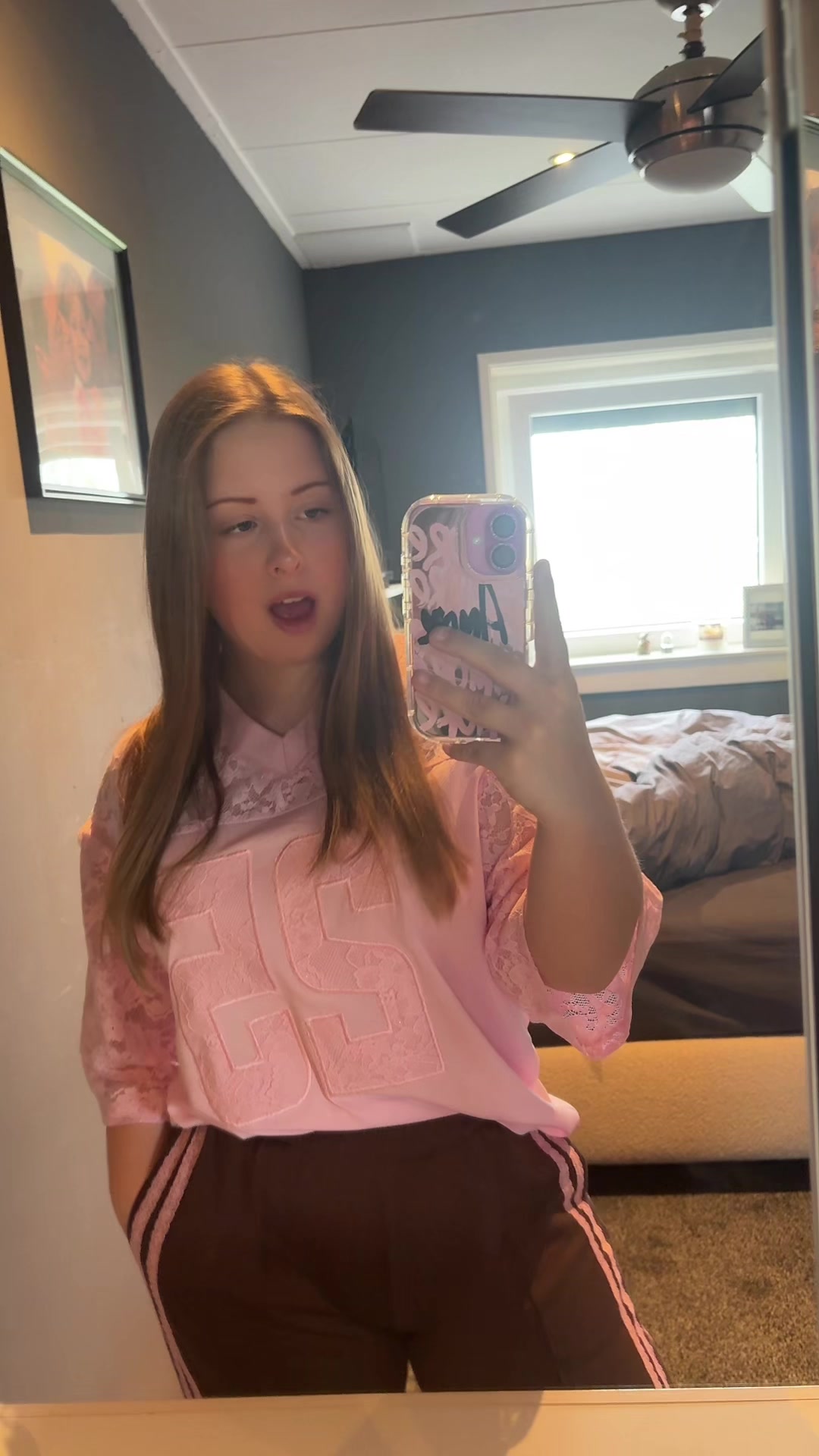 @Caitlin_0344