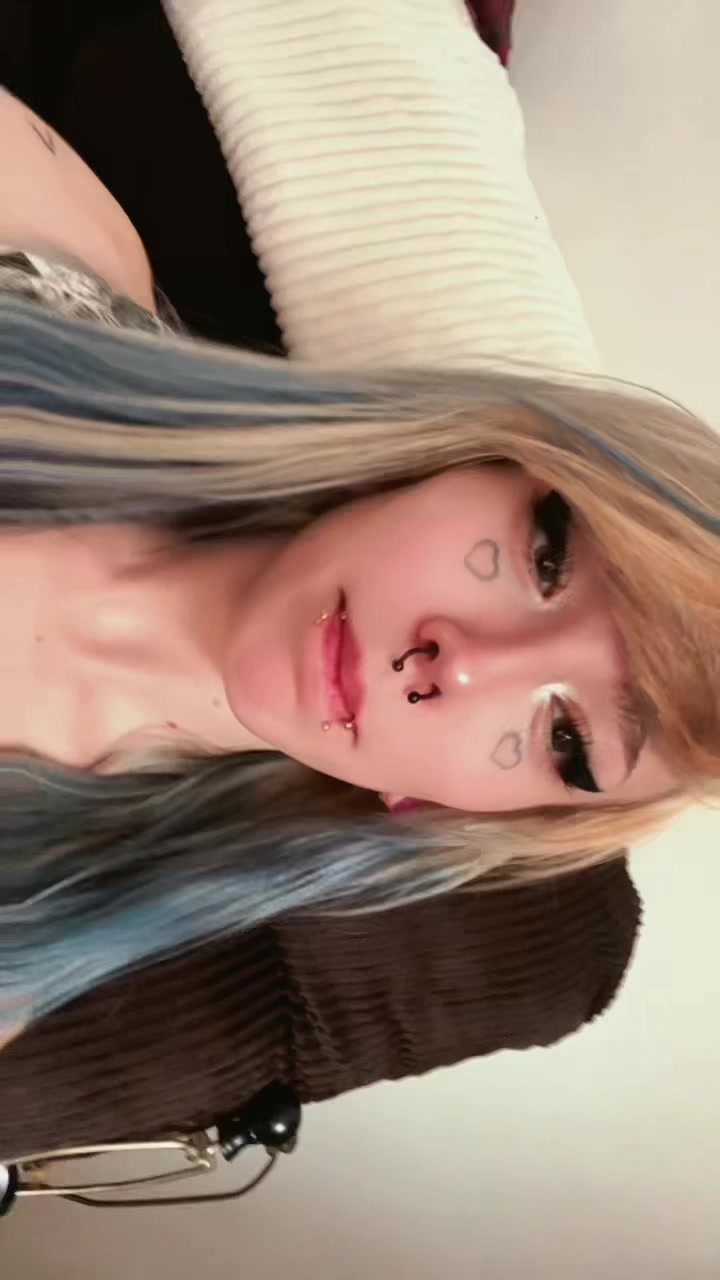 @Gothic Hippie