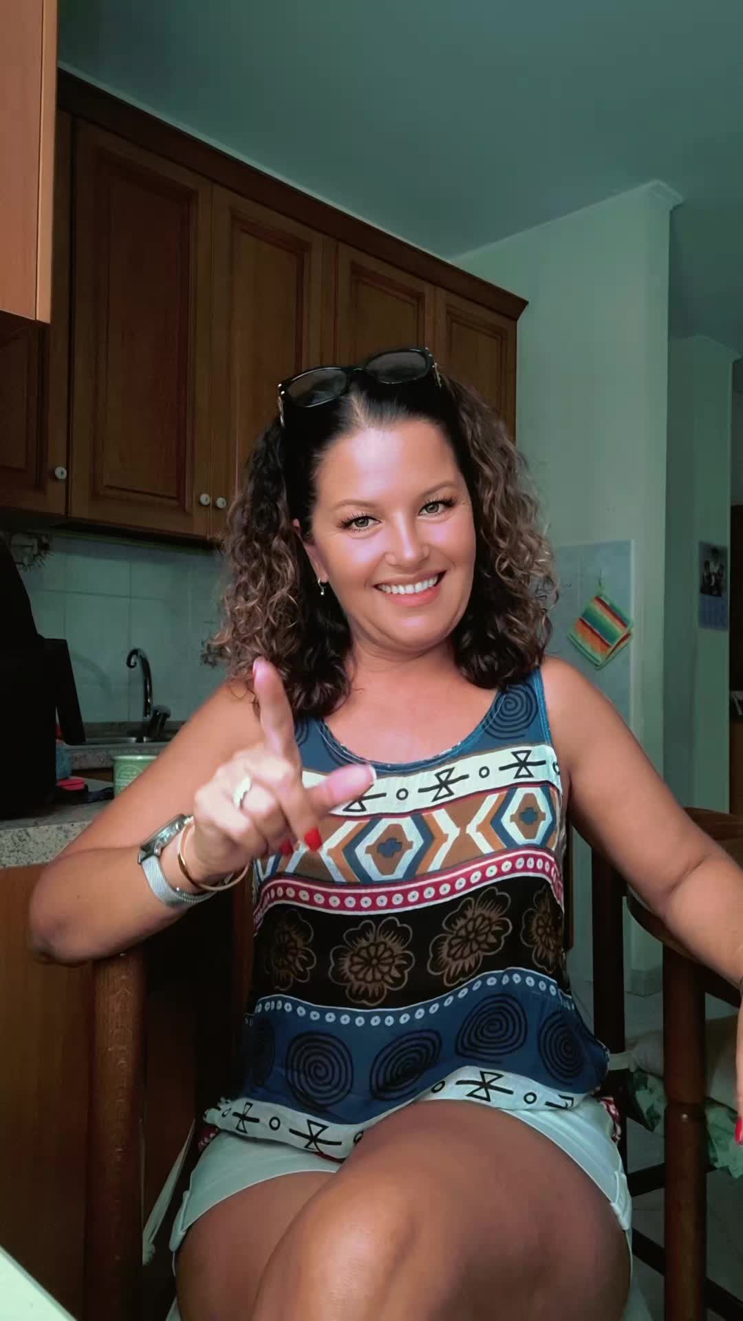 @Cristina Valentina