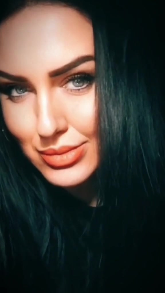 @🖤𝔸𝕃𝔼ℕ𝔸🖤