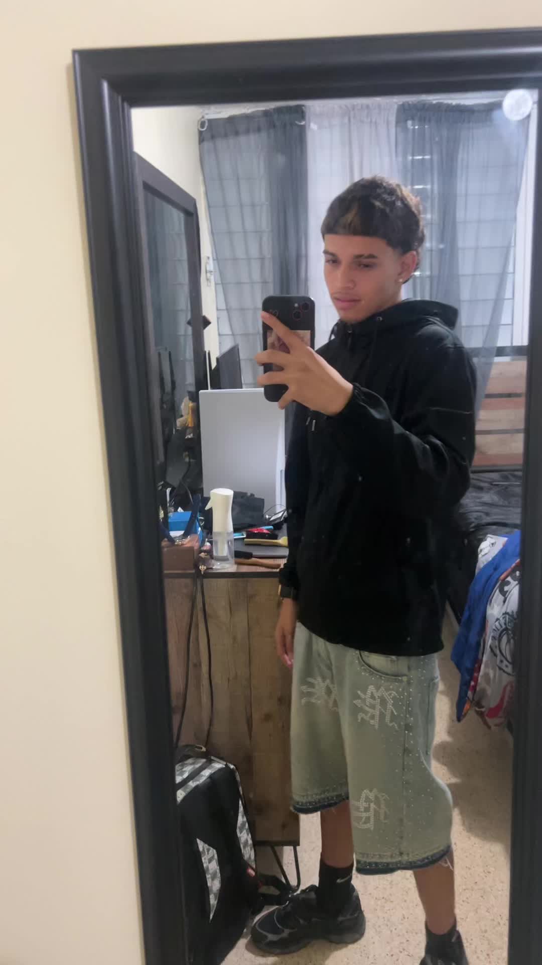 @1.jeydenn