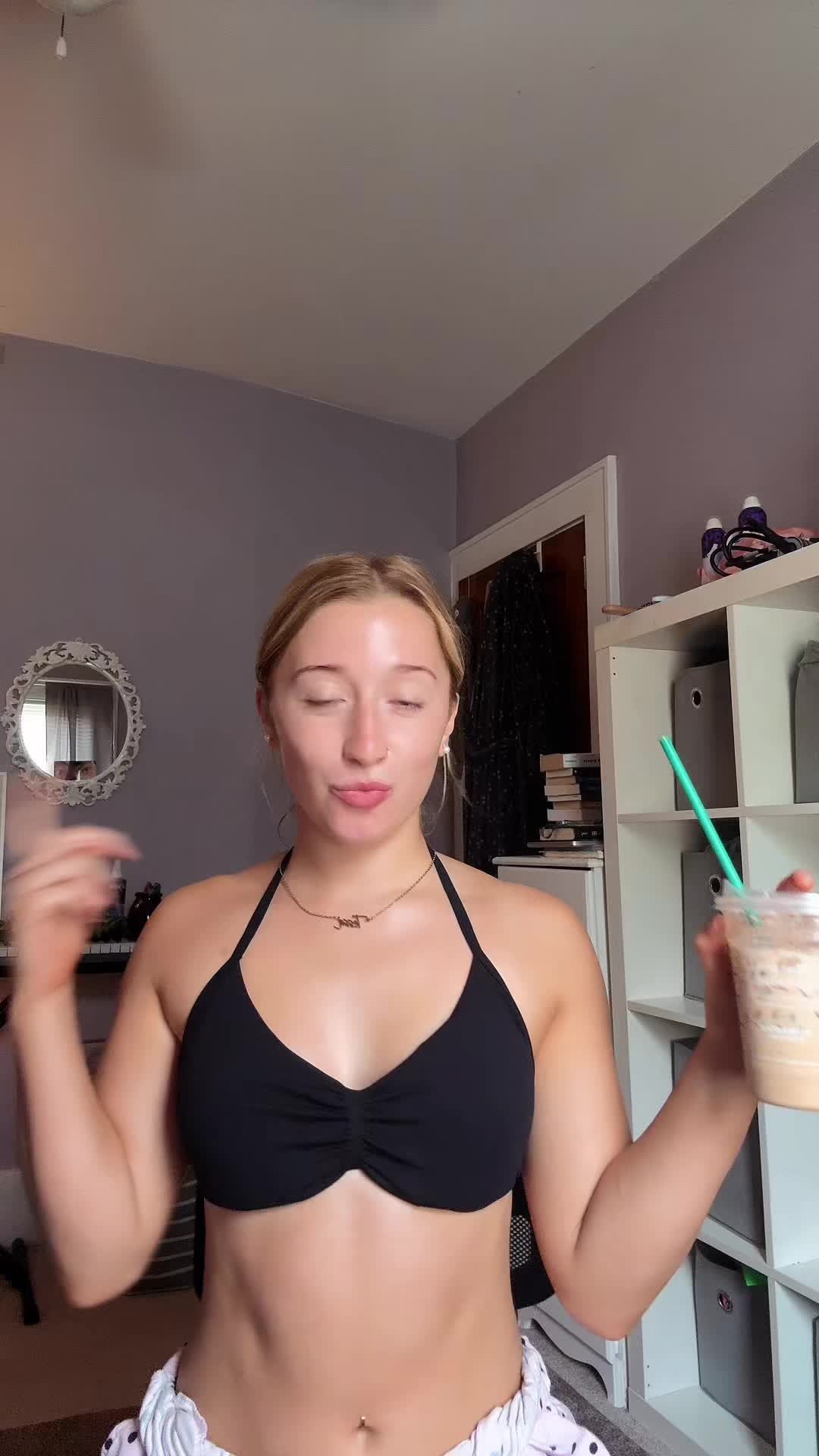 @tessaschmitz7